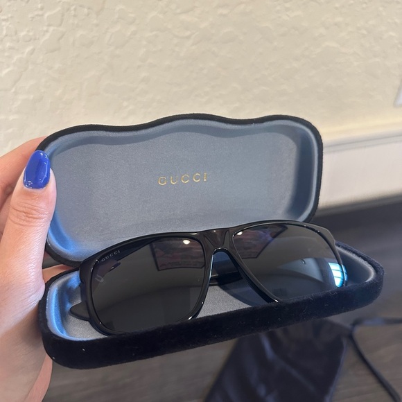 Gucci Men’s Large Wide Fit Sunglasses Made in Italy - Picture 1 of 16